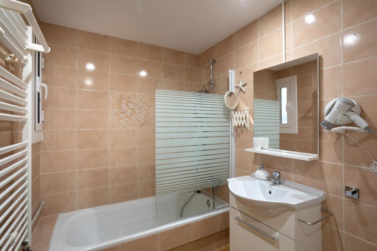 Bonita Casa Adosada Con Jardin Privado Y Piscina Comunitaria Calella De Palafrugell Exteriér fotografie